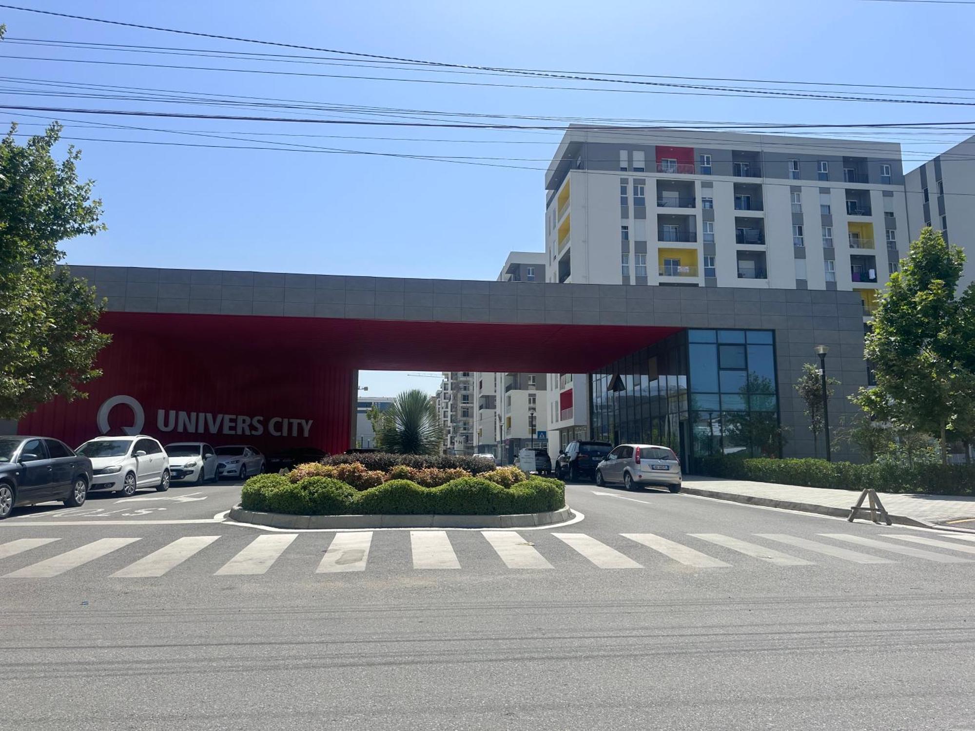 Bratti'S Apartment Near Tirana Center And Mother Teresa Airport Екстериор снимка