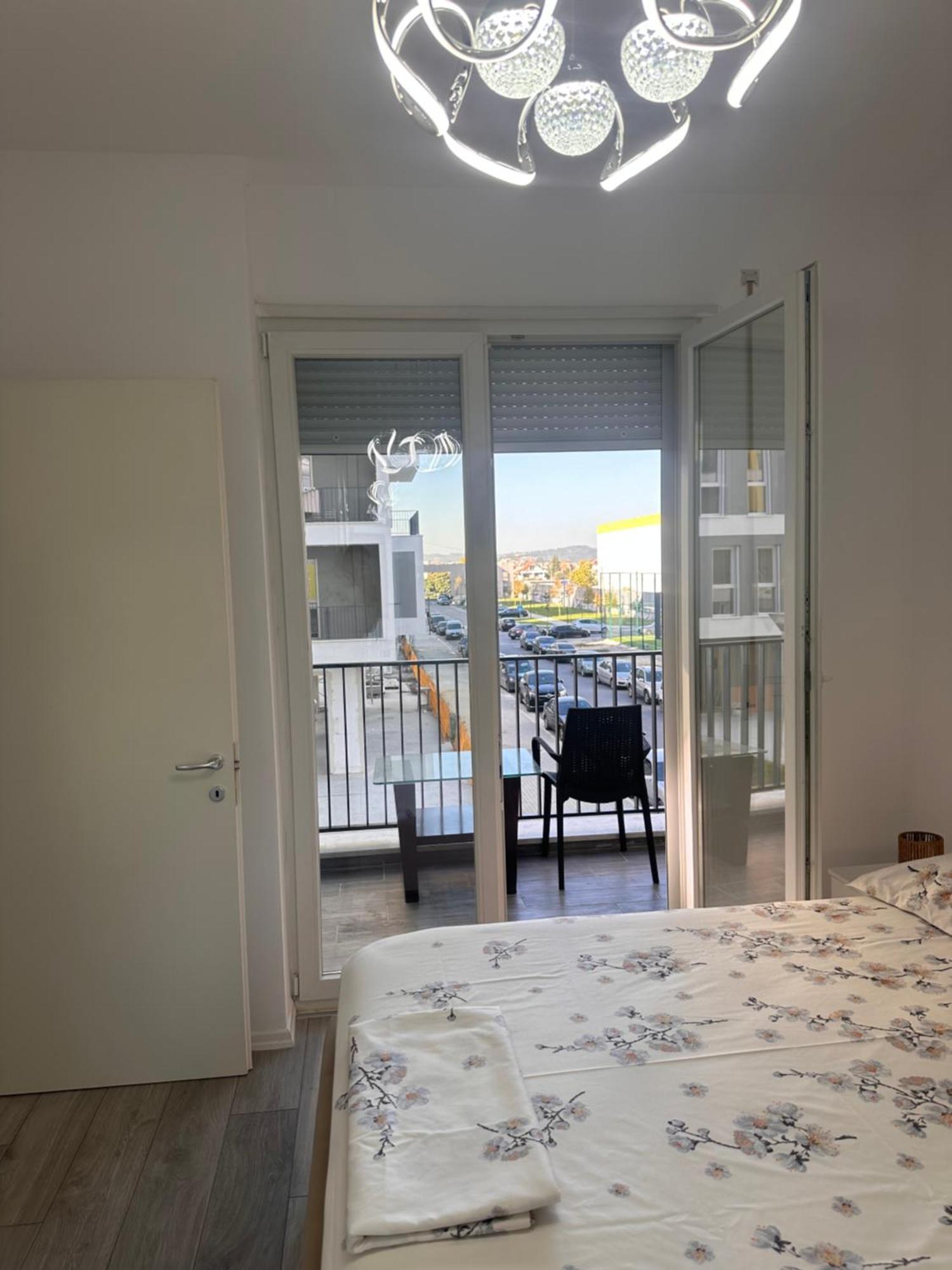 Bratti'S Apartment Near Tirana Center And Mother Teresa Airport Екстериор снимка
