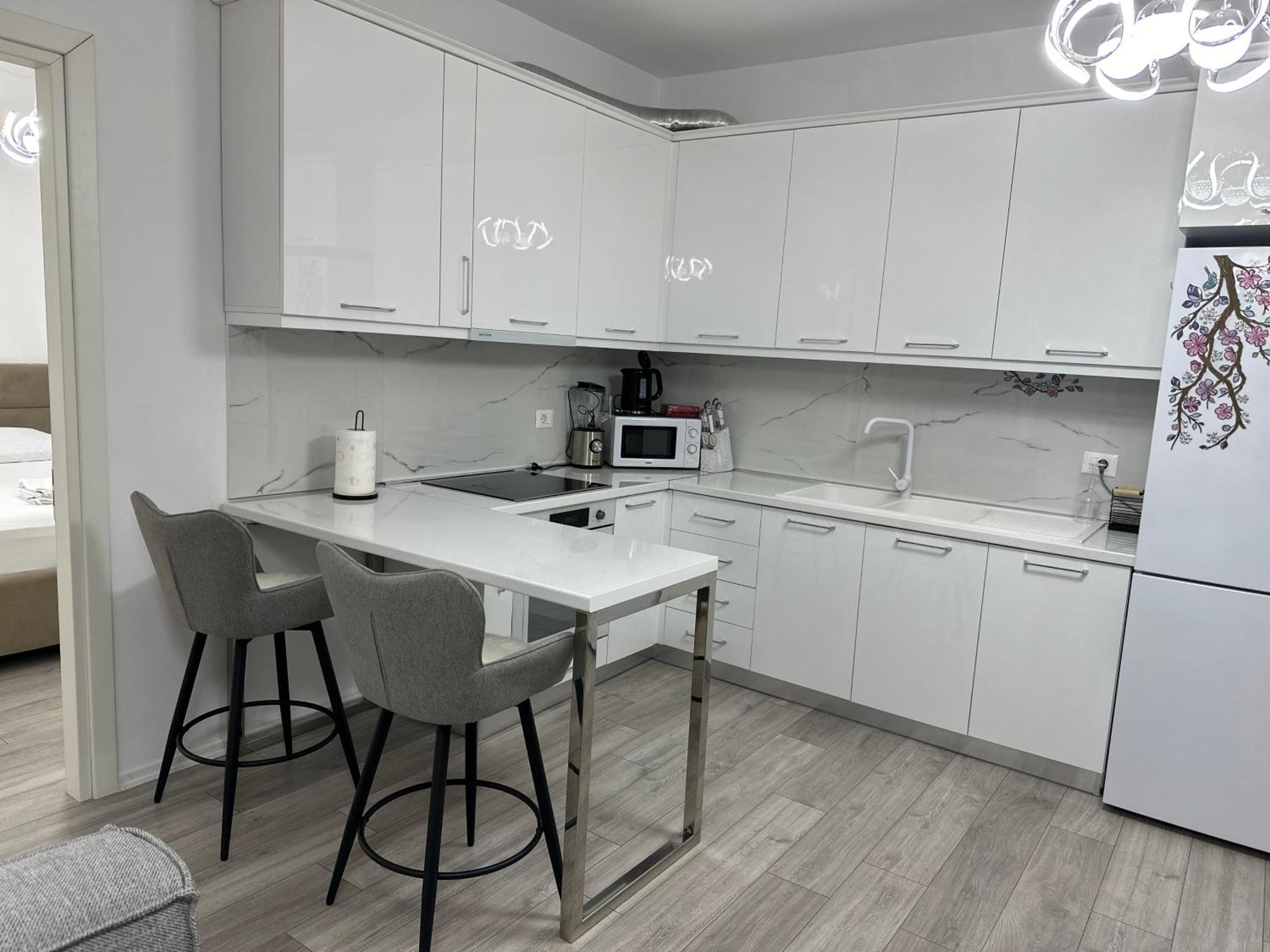 Bratti'S Apartment Near Tirana Center And Mother Teresa Airport Екстериор снимка